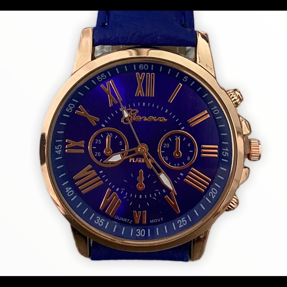 Watch - Picture 2 of 3